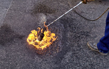 Kennythorpe flat roofing repairs